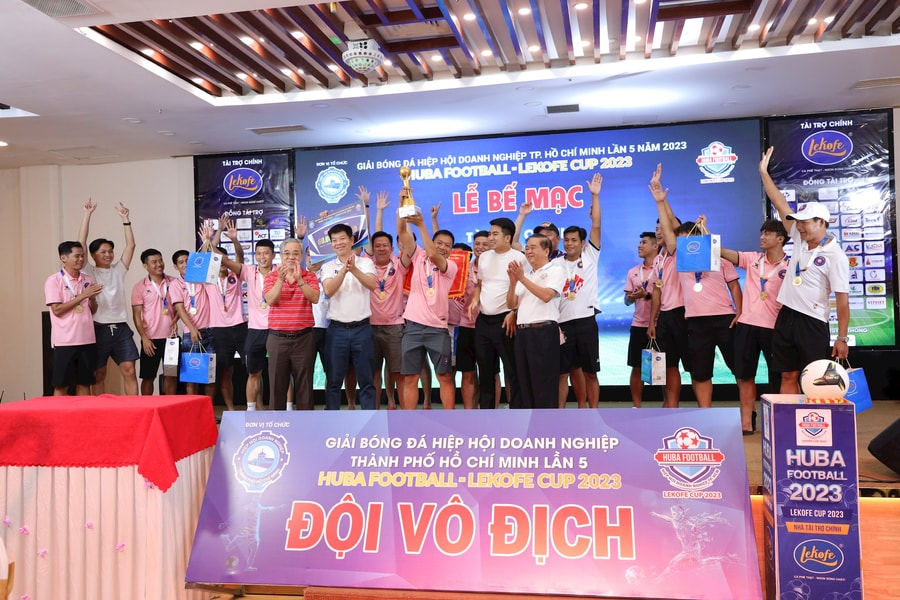 Đội Thể thao Hội SG vô địch Giải bóng đá Hiệp hội Doanh nghiệp TP.HCM lần thứ 5