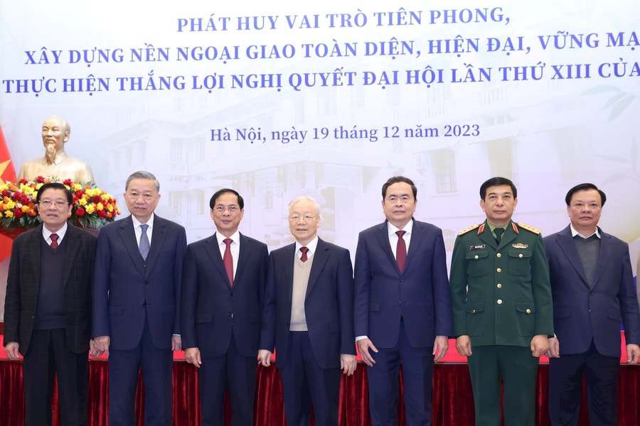 Tổng Bí thư Nguyễn Phú Trọng: Thành tựu ngoại giao góp phần xây dựng và phát triển đất nước