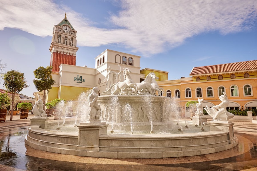 La Festa Phu Quoc, Curio Collection by Hilton vào top khách sạn mới tốt nhất Việt Nam