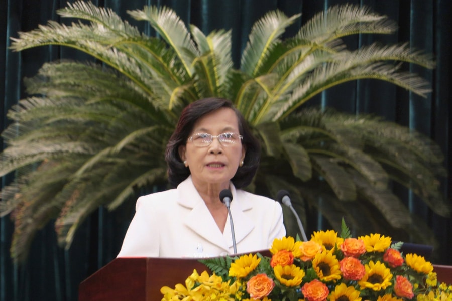 Lãnh đạo phải biết lắng nghe người dân và doanh nghiệp bằng trái tim