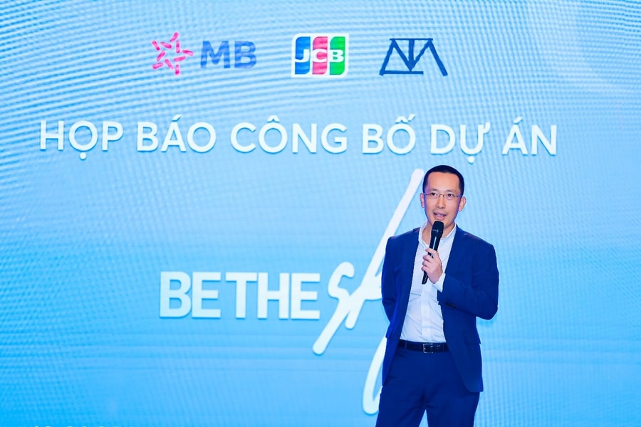 MB “bắt tay” cùng Sơn Tùng M-TP và JCB ra mắt thẻ Be The Sky