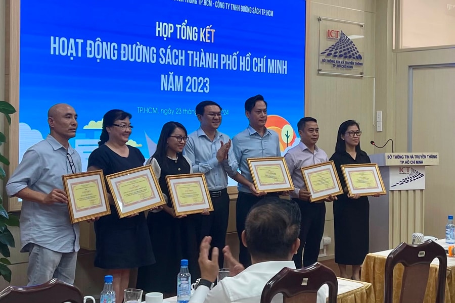 Các gian hàng tại đường sách TP.HCM mang về doanh thu 59,3 tỷ đồng trong năm 2023