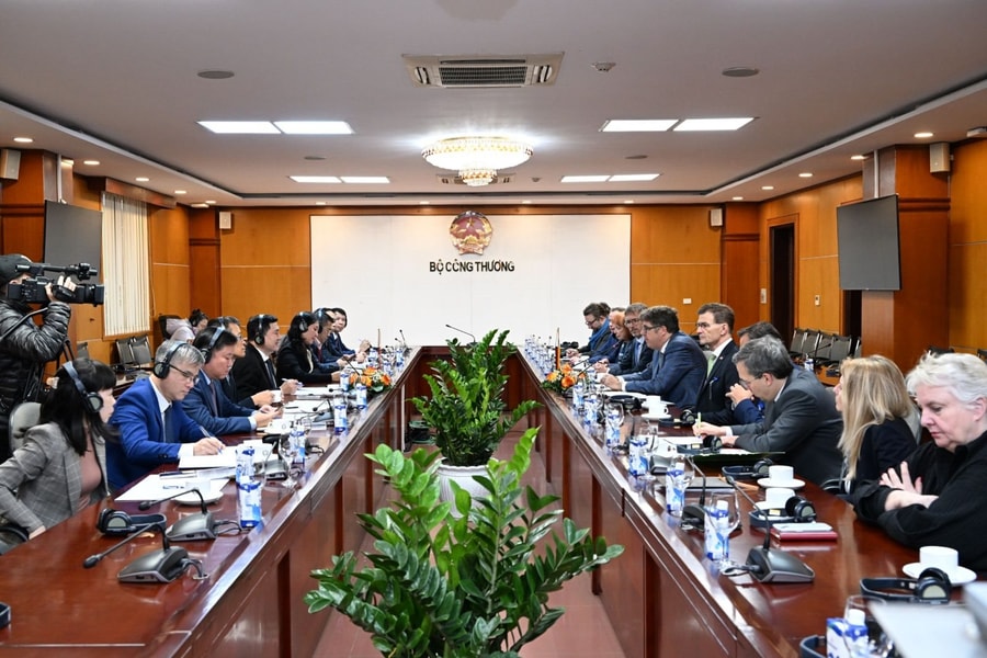 Đẩy mạnh hợp tác trong lĩnh vực năng lượng giữa Việt Nam và Đức