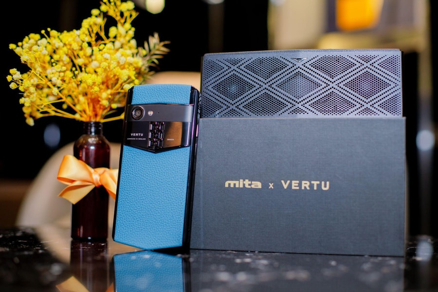 Xu hướng giới thượng lưu, doanh nhân Việt mua Vertu làm quà tặng dịp 8/3