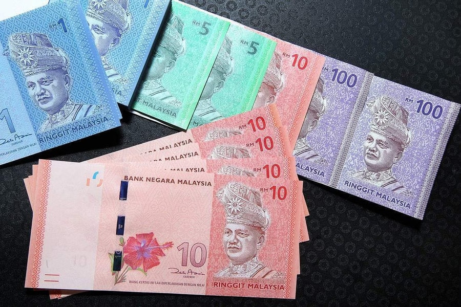 Malaysia không thay đổi lãi suất trong bối cảnh đồng ringgit mất giá