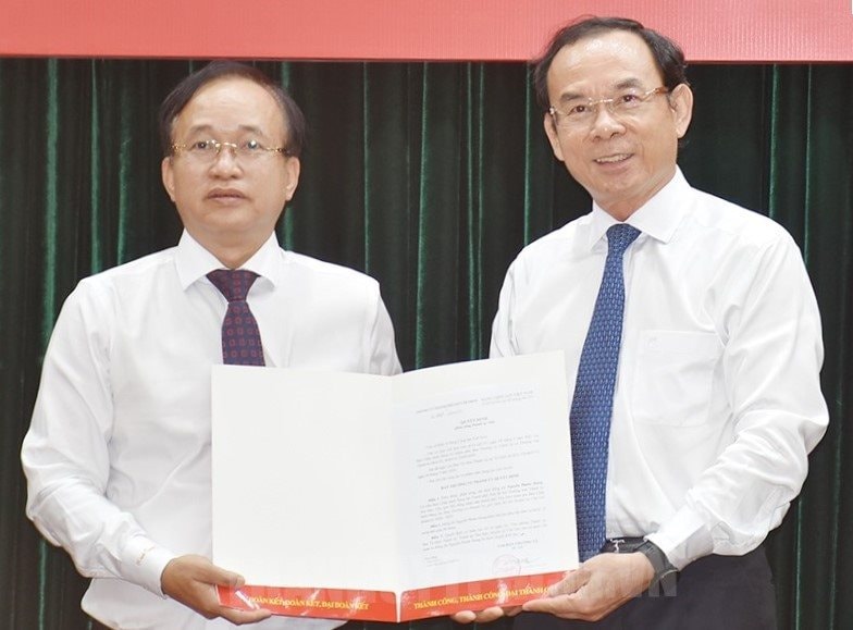 Ông Nguyễn Phước Hưng được bổ nhiệm làm Bí thư Huyện ủy huyện Cần Giờ