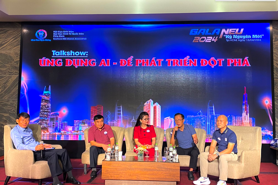 "Kỷ nguyên mới", đêm hội kết nối của Hội cựu sinh viên Đại học Kinh tế Quốc dân phía Nam