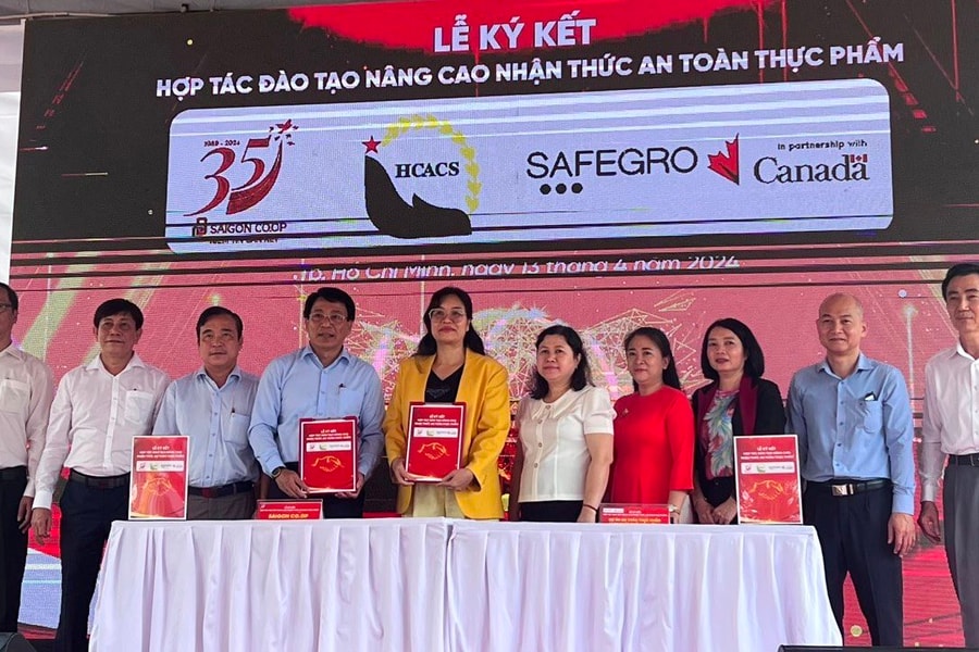 Saigon Co.op hưởng ứng “Tháng hành động vì an toàn thực phẩm”