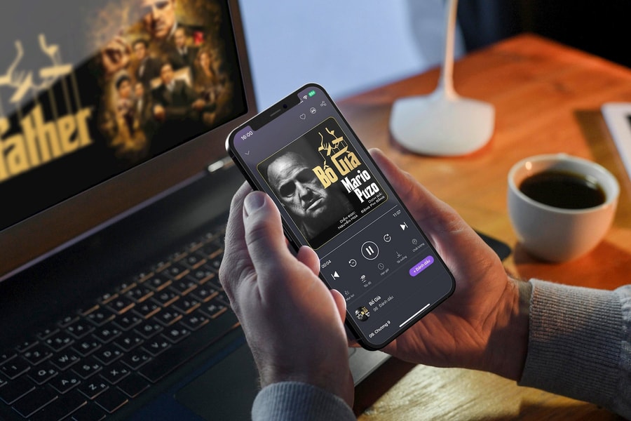 Nghe miễn phí sách nói "Bố già" của Voiz FM tại Ngày hội Sách và Văn hóa đọc Việt Nam