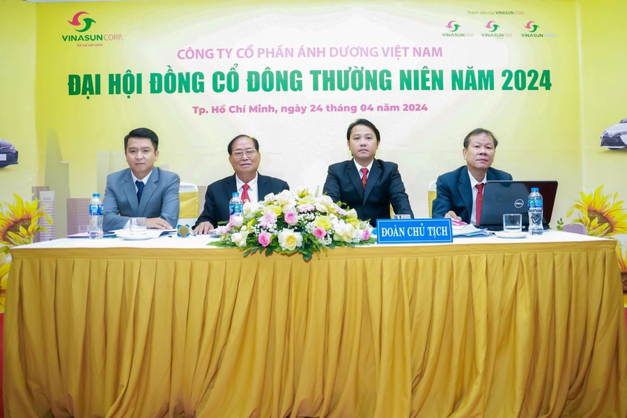 Năm 2024 Vinasun Taxi đầu tư 700 xe hybrid