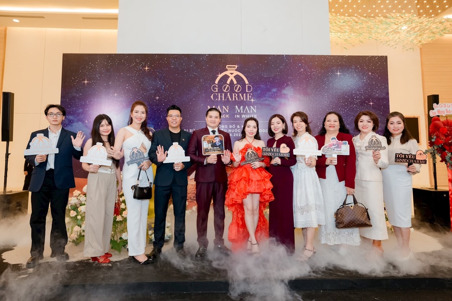 Ca sĩ Cao Thái Sơn là đại sứ thương hiệu hai dòng nước hoa mới của GoodCharme