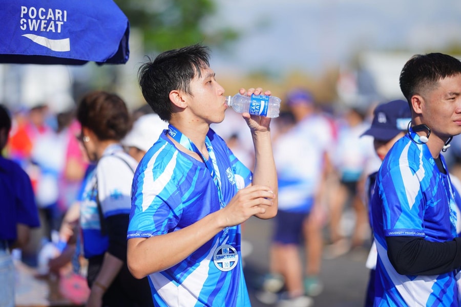 Pocari Sweat Việt Nam tiếp sức vận động viên tại UMC Run 2024