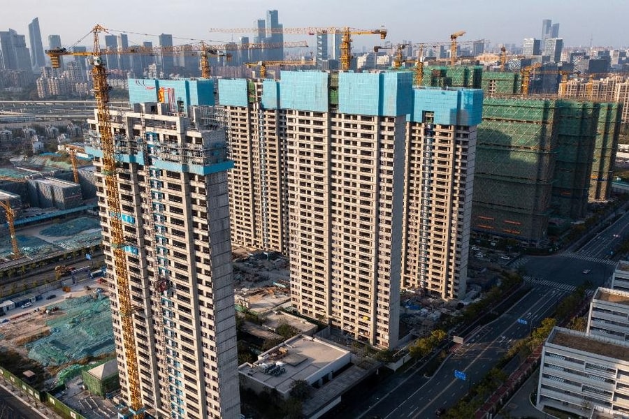 Nhiều thành phố Trung Quốc bỏ bớt quy định mua nhà để kích cầu