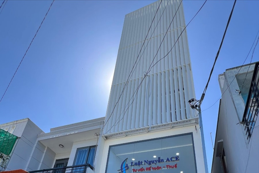 Luật Nguyễn ACE: Cung cấp dịch vụ chuyên nghiệp về kế toán, thuế cho khách hàng