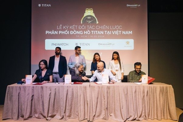 Titan ký kết cùng các đối tác, mang luồng gió mới cho thị trường đồng hồ Việt Nam