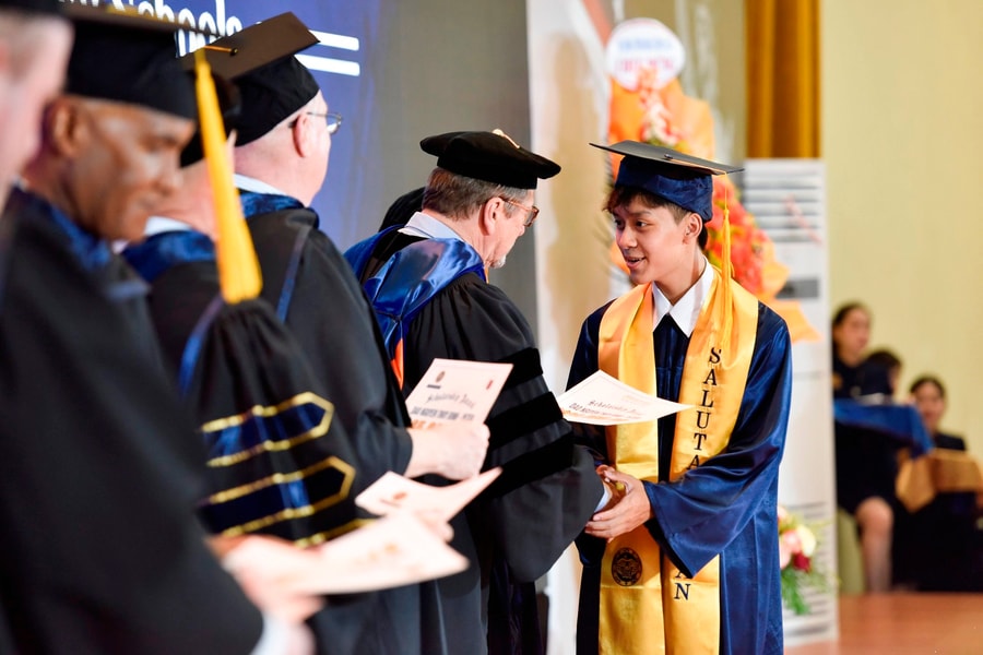 25 triệu USD học bổng được trao cho học sinh hệ thống Trường APU