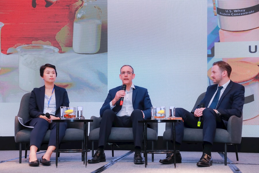 Hội thảo “Đổi mới ăn vặt lành mạnh”  với nguyên liệu bơ sữa Hoa Kỳ