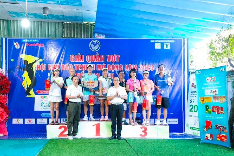 Giải Quần vợt Hội Nhà báo TP.HCM mở rộng 2024 đã khép lại: Kịch tính, tỏa sáng tinh thần người làm báo