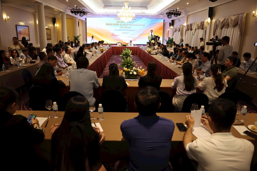 Đẩy mạnh chính sách hỗ trợ để du lịch TP.HCM phát triển bền vững