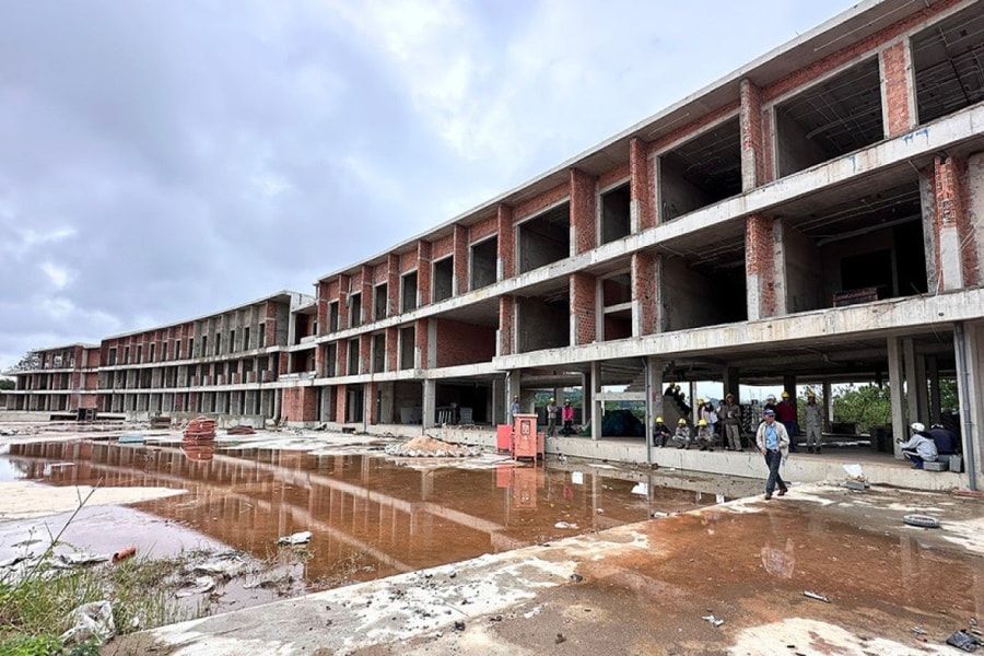 Hủy ngăn chặn tháo dỡ công trình trái phép tại sân golf Đồi Cù - Đà Lạt