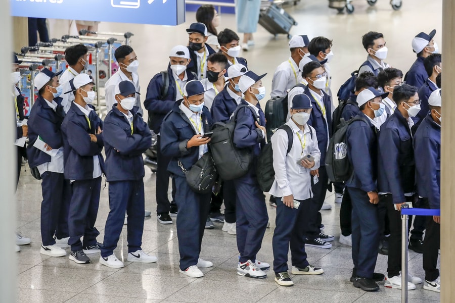 Nhờ lao động nước ngoài, dân số Hàn Quốc bất ngờ tăng năm 2023