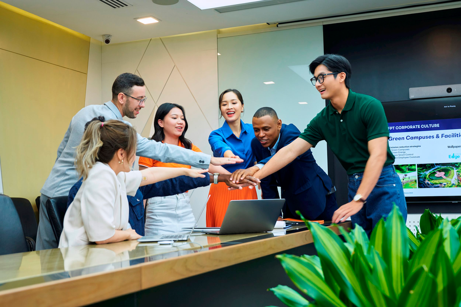 FPT Software và IdeatoLife hợp tác thúc đẩy ứng dụng siêu tự động hóa và FPT Software