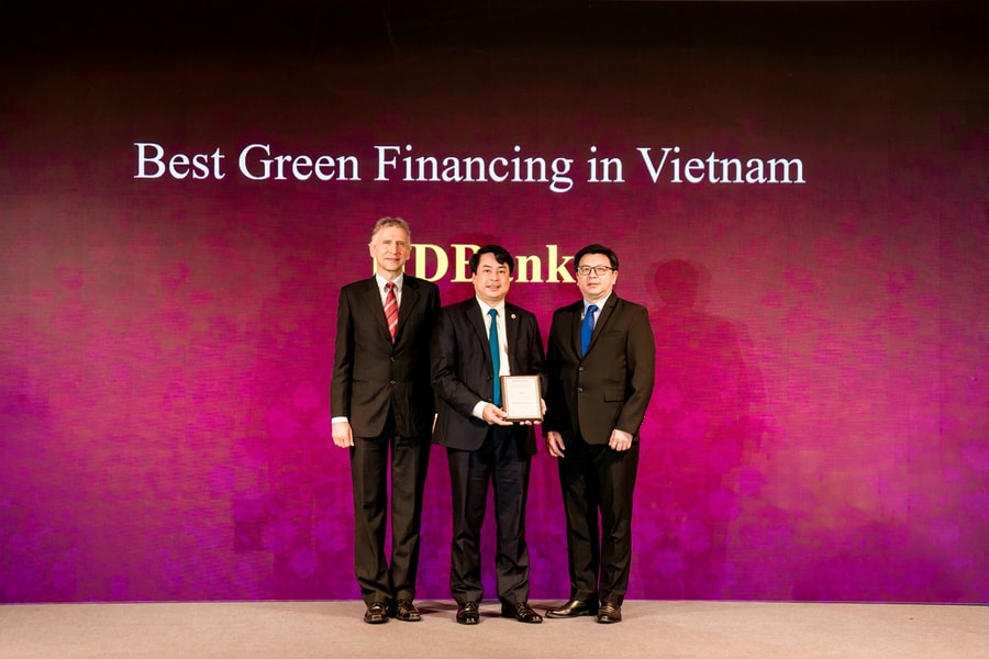 HDBank nhận giải thưởng tổ chức Tài chính Xanh tốt nhất Việt Nam
