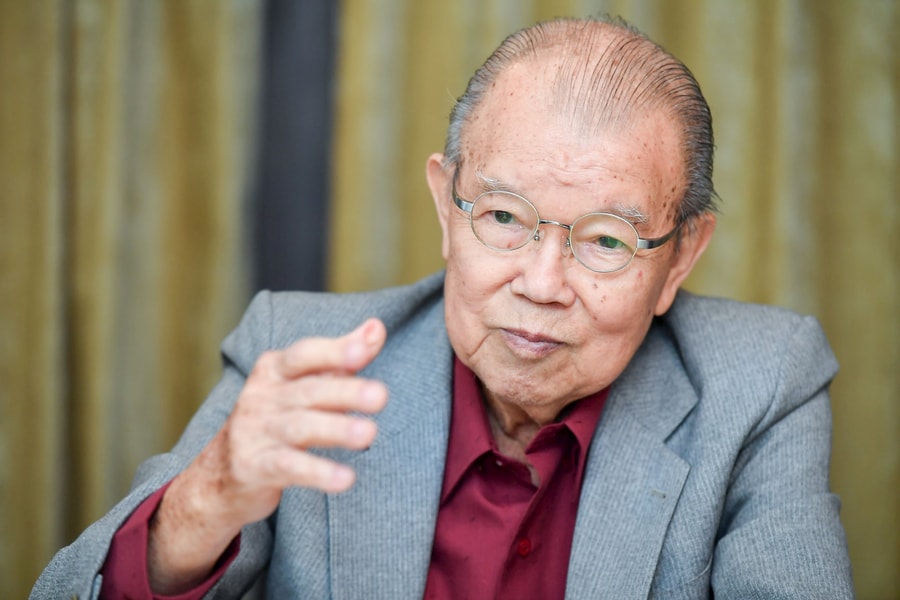 Giáo sư Võ Tòng Xuân qua đời