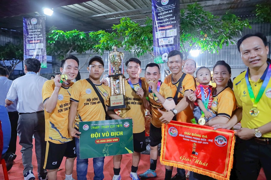 Giải Bóng đá Tranh cup Thanh Thanh 2024 diễn ra thành công tốt đẹp