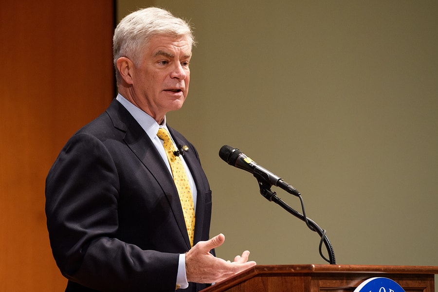 FED được dự đoán sẽ giảm lãi suất từ 2 đến 3 lần trong năm 2024