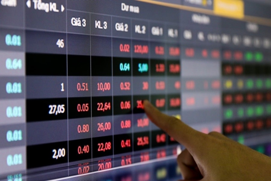 Đề xuất về thời gian thu, hoàn trả tiền sử dụng dịch vụ lĩnh vực chứng khoán