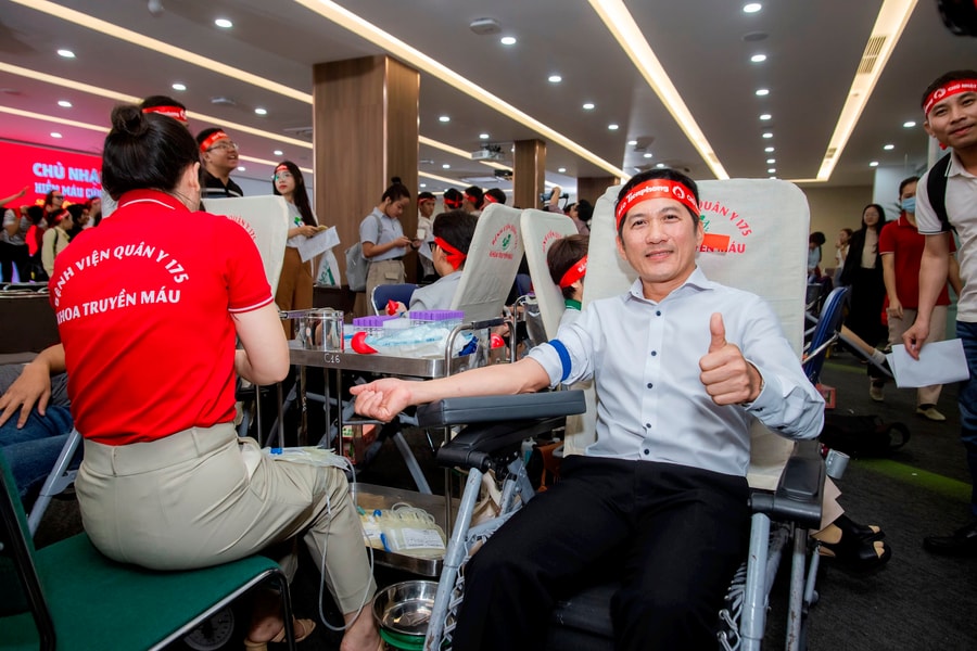 Gần 1.000 người hưởng ứng ngày hiến máu chủ nhật đỏ cùng Amway