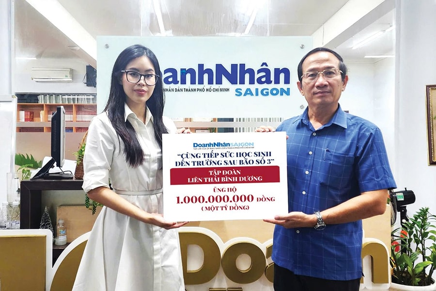 Đẳng cấp của doanh nhân không phải siêu xe, chân dài