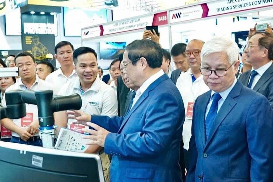 Chuyển đổi sản xuất với hệ sinh thái nhà máy thông minh của Bosch Rexroth