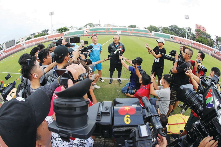 Những doanh nhân biểu tượng của bóng đá Việt Nam