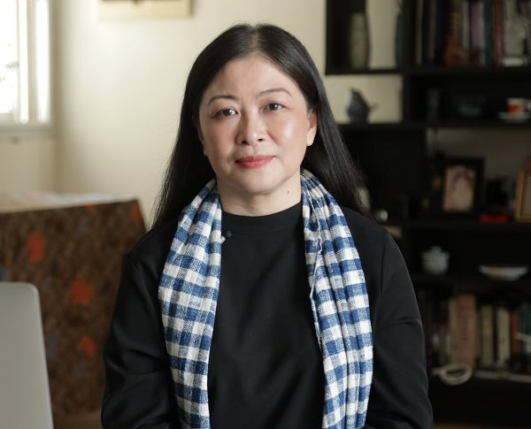 "Quảy gánh băng đồng ra thế giới" từ chính bản sắc Việt