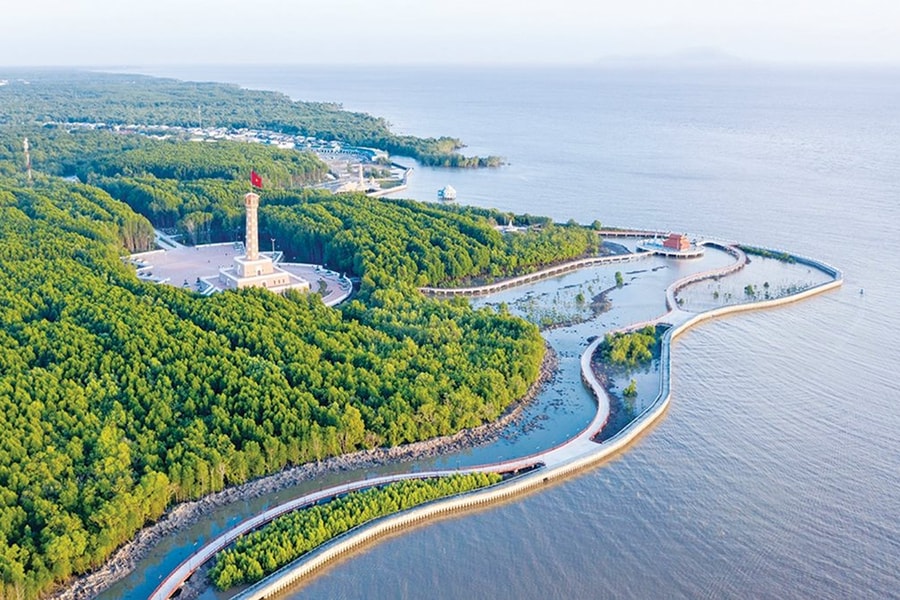 Từ Hà Giang địa đầu… đến điểm mũi Cà Mau