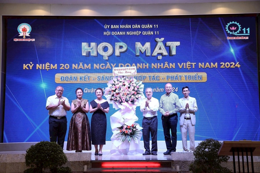 Hội Doanh nghiệp quận 11 tổ chức họp mặt kỷ niệm 20 năm Ngày Doanh nhân Việt Nam
