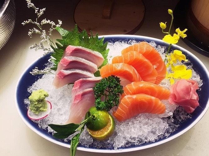 Mang đến trải nghiệm xứng tầm là trăn trở của giám đốc Nhà hàng Hầm rượu Luxury