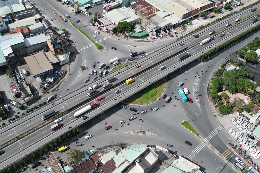 TP.HCM đề xuất đổi Quốc lộ 13 và Quốc lộ 50 thành đường đô thị