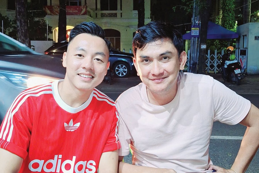 Quán Ốc Bin vui vẻ của cựu tuyển thủ Tuấn Phong