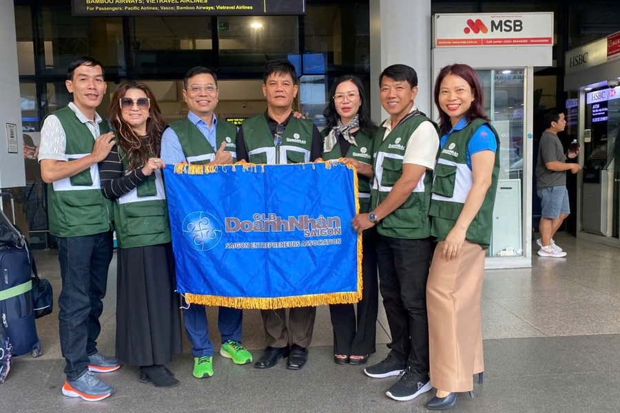 Câu lạc bộ Doanh nhân Sài Gòn hỗ trợ đồng bào Lào Cai khắc phục hậu quả sau bão số 3