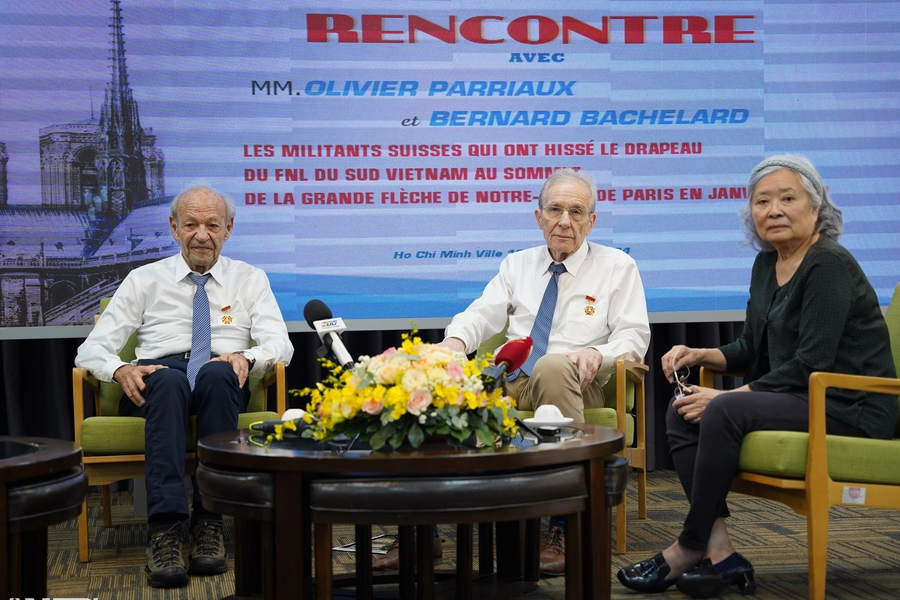 Hai vị khách làm bừng dậy những giá trị vĩnh cửu trong tim