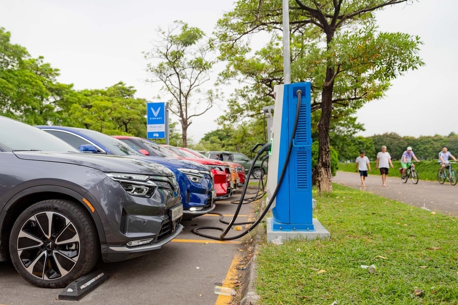 Muốn chuyển đổi thành công xe điện, Việt Nam cần hơn 11 tỷ USD