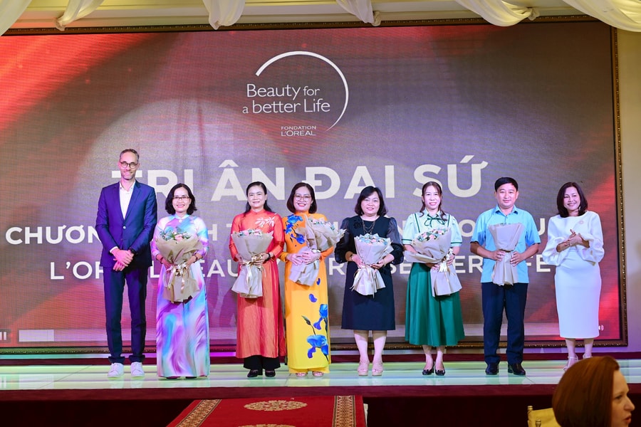 “L’Oréal - Sắc màu cuộc sống 2024” vinh danh những tấm gương vượt qua nghịch cảnh