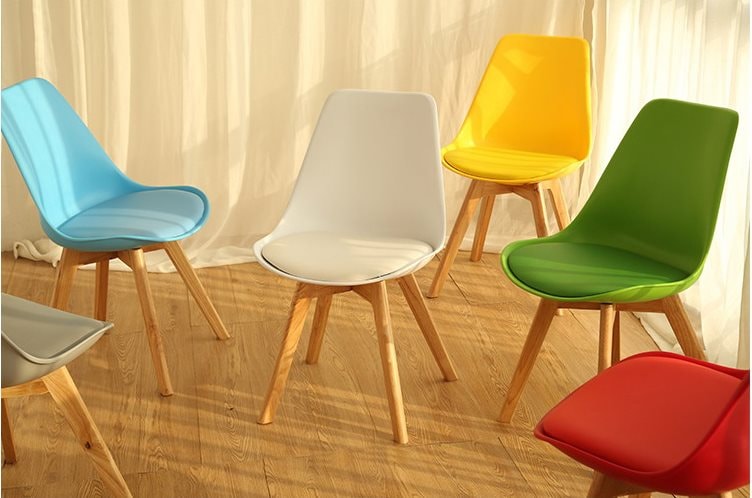 Canada điều tra ghế bọc đệm từ Việt Nam