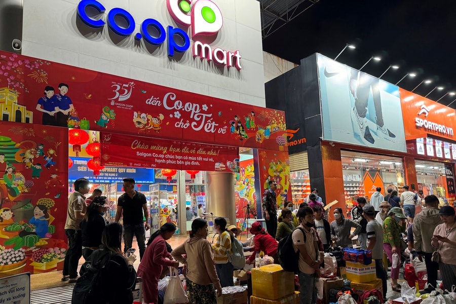Tết này, Saigon Co.op tặng vé xe 0 đồng, đưa bà con xa quê về sum họp