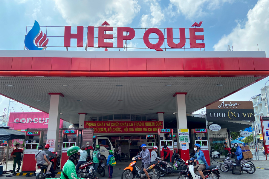 Năm 2025: Giảm thuế môi trường xăng dầu, ngân sách hụt hơn 44.000 tỷ đồng