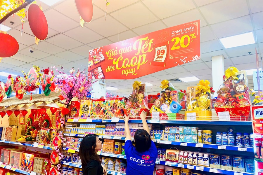 Giỏ quà Tết Co.opmart đắt hàng từng giờ