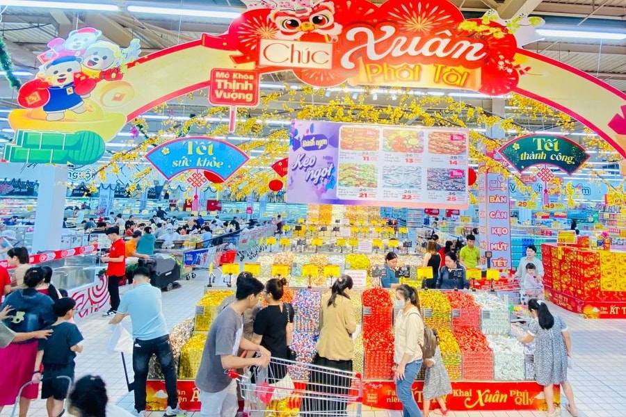 Tết Ất Tỵ 2025: Siêu thị đảm bảo nguồn hàng dồi dào, giá cả ổn định
